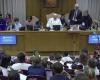 Pope Francis, many questions and answers in the meeting with children / From the Church / Home