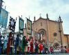 Il Canapo – Information about the Palio of Asti online: It’s time for the Palio of the Flag-wavers. This evening in Piazza Alfieri there will be fifteen groups competing for the Paliotto.