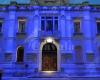 World Fibromyalgia Day in Reggio Calabria, Palazzo San Giorgio lights up purple
