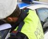 Five people in the car tried to escape at the sight of the local police: the driver was a newly eighteen year old without a licence, fined