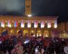 Orsolini’s outburst, the dedication to Mihajlovic and the party in the square