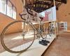 Faenza is immersed in the Tour de France: books, exhibitions and films to feel like you’re racing
