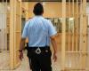 Prison chaos: officers injured in Ragusa, an attempted suicide in Palermo