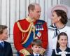 Kate Middleton and William, the gaze on the balcony at Trooping the colour. The expert: «Love, pride and relief»