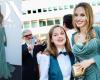 Angelina Jolie with her daughter Vivienne, the red carpet without the surname Pitt
