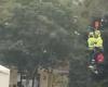 Perugia, 2-year-old girl flies from 6 meters high, rescued from rubbish bins