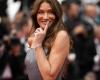 Carla Bruni, party and horns? The fit: “I beat them both”