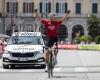 The Frenchman Stéphane Cognet and Roberta Bussone win the Fausto Coppi granfondo